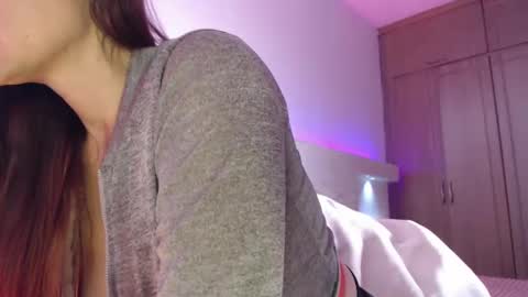 FREYJA LOREN online show from December 1, 6:08 pm