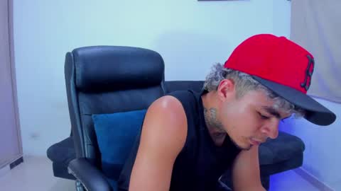 Snapshot of freyva_ chatting on July 11, 10:22 pm freyva_ online show from July 11, 10:22 pm