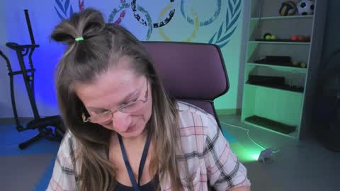 Snapshot of fridatander chatting on January 25, 12:05 pm Frida Tander online show from January 25, 12:05 pm