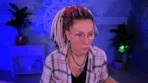 Frida Tander online show from February 21, 5:08 am