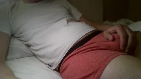 Snapshot of friendly_frank_18 chatting on May 16, 9:13 pm friendly_frank_18 online show from May 16, 9:13 pm