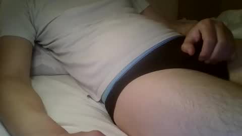 Snapshot of friendly_frank_18 chatting on May 20, 11:22 pm friendly_frank_18 online show from May 20, 11:22 pm
