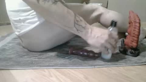 Snapshot of friendly_fun3 chatting on April 13, 7:25 am friendly_fun3 online show from April 13, 7:25 am