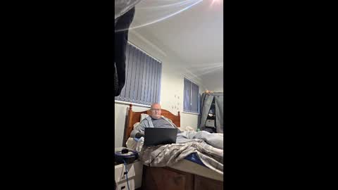 friendlydave528793 online show from December 16, 8:08 am