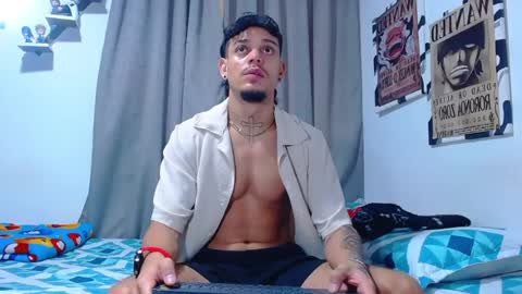 Snapshot of friendsofeverything_ chatting on July 11, 12:19 pm Adam y pitter online show from July 11, 12:19 pm