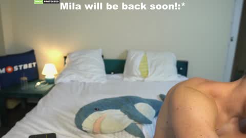 Snapshot of friendsurdreams chatting on December 22, 5:53 pm friendsurdreams online show from December 22, 5:53 pm