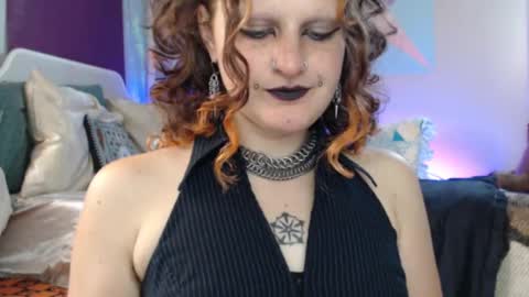 Snapshot of friskyflowers chatting on September 8, 6:29 pm cherry online show from September 8, 6:29 pm