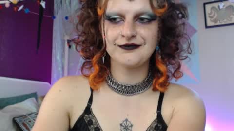 Snapshot of friskyflowers chatting on September 20, 5:58 pm cherry online show from September 20, 5:58 pm