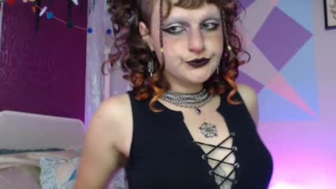 Snapshot of friskyflowers chatting on October 15, 2:11 am cherry online show from October 15, 2:11 am