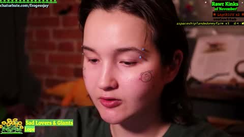   Jaywise Frogfoot  online show from November 10, 9:25 pm