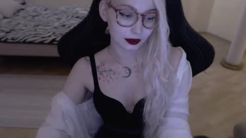 Lilith online show from July 8, 5:17 pm