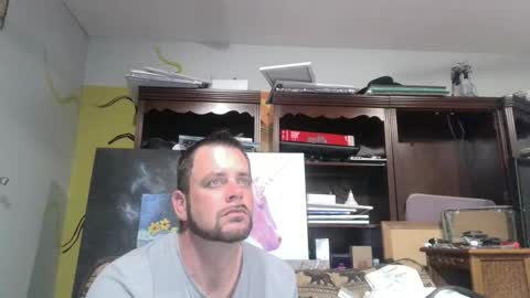 frostydhoman1221 online show from March 1, 8:56 am