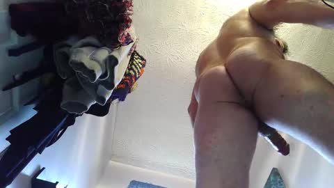 frostydhoman1221 online show from February 24, 4:16 pm