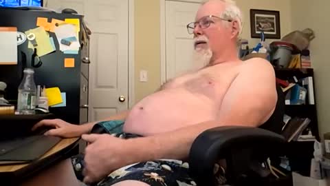 frostygoat online show from February 18, 2:13 pm