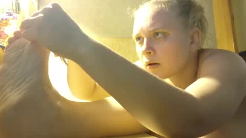Snapshot of frumcake chatting on May 25, 3:07 pm FrumCake online show from May 25, 3:07 pm
