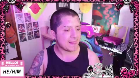 Snapshot of ftmbiggestclit chatting on May 16, 5:45 pm Kevin online show from May 16, 5:45 pm