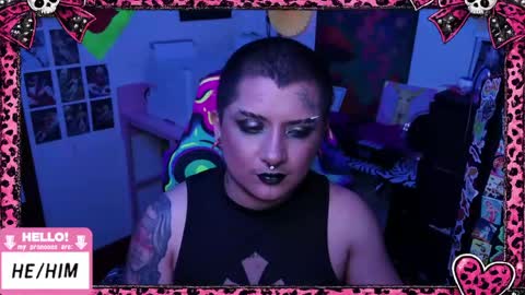 Snapshot of ftmbiggestclit chatting on May 21, 3:24 am Kevin online show from May 21, 3:24 am