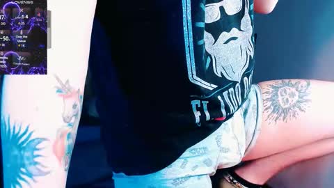          HEHIM  online show from November 17, 10:54 am