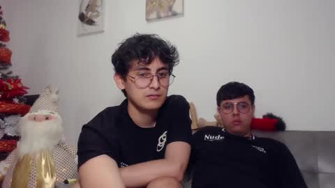 uwu online show from November 14, 1:26 am