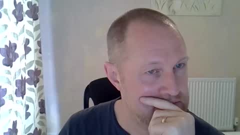 Fuck Buddy UK online show from April 20, 7:22 am