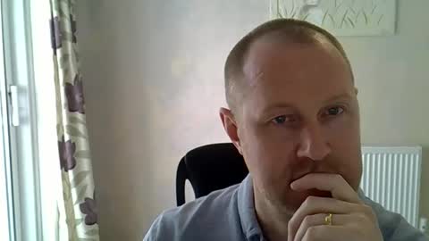 Snapshot of fuck_buddy_uk chatting on May 5, 8:22 am Fuck Buddy UK online show from May 5, 8:22 am