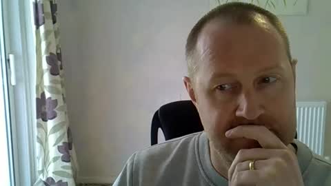 Snapshot of fuck_buddy_uk chatting on May 13, 4:26 pm Fuck Buddy UK online show from May 13, 4:26 pm