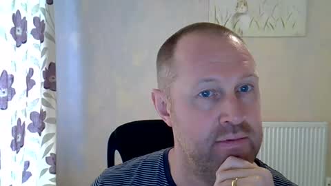 Snapshot of fuck_buddy_uk chatting on June 15, 12:51 pm Fuck Buddy UK online show from June 15, 12:51 pm
