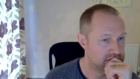Snapshot of fuck_buddy_uk chatting on June 20, 2:31 pm Fuck Buddy UK online show from June 20, 2:31 pm