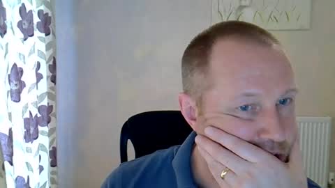 Snapshot of fuck_buddy_uk chatting on June 24, 12:48 pm Fuck Buddy UK online show from June 24, 12:48 pm
