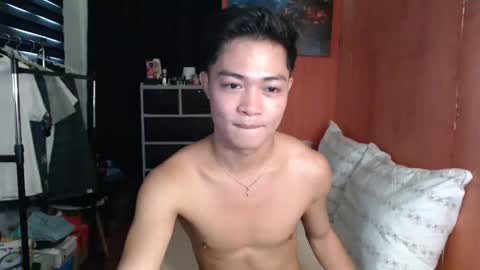 Snapshot of fuck_by_zack chatting on February 7, 2:50 am Zack online show from February 7, 2:50 am