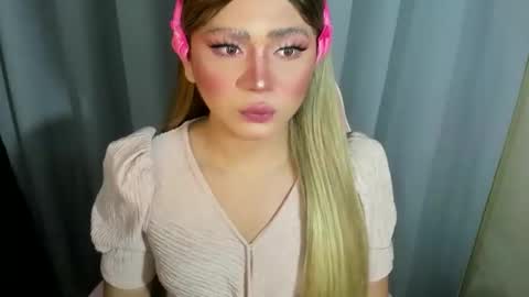 R A I N M O R A L E S  G M A I L . C O M online show from March 21, 12:21 pm