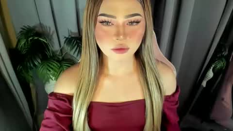 Snapshot of fuckdoll_rain chatting on June 5, 3:18 pm R A I N M O R A L E S G M A I L . C O M online show from June 5, 3:18 pm