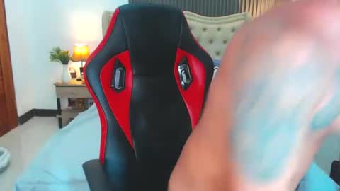 Snapshot of fuckinghot201 chatting on February 7, 9:26 am jason online show from February 7, 9:26 am