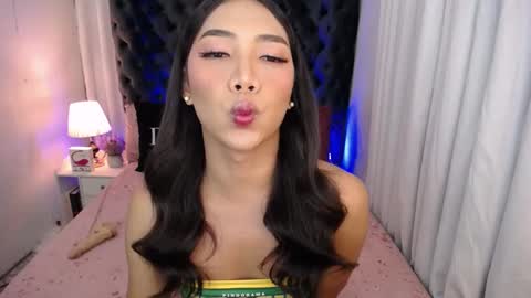 Snapshot of fuckingnaughtyjayde chatting on December 11, 5:53 am JAYDE MARRIE online show from December 11, 5:53 am