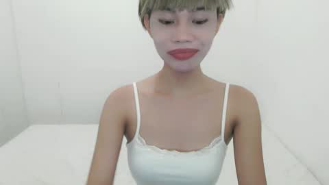 Snapshot of fuckingsexy143 chatting on October 4, 10:52 pm fuckingsexy143 online show from October 4, 10:52 pm