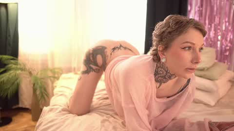 Eva         all my links   online show from February 21, 11:00 am