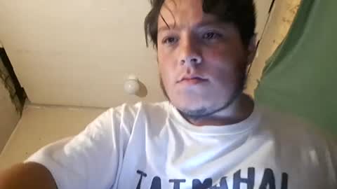 Snapshot of fuckme21044 chatting on February 17, 10:38 pm fuckme21044 online show from February 17, 10:38 pm