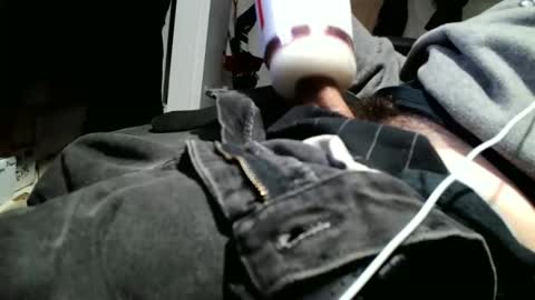 Snapshot of fuckmeallday1975 chatting on February 16, 8:43 am fuckmeallday1975 online show from February 16, 8:43 am