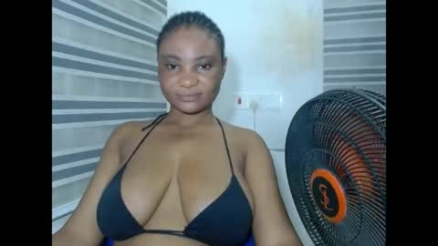 fuckxmypussy online show from April 12, 9:20 pm