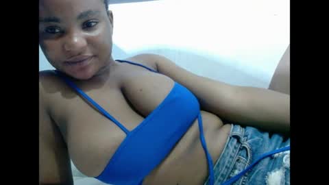 Snapshot of fuckxmypussy chatting on April 28, 9:53 pm fuckxmypussy online show from April 28, 9:53 pm