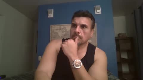 Snapshot of fuegolento22 chatting on January 31, 9:37 am fuego1ento22 online show from January 31, 9:37 am