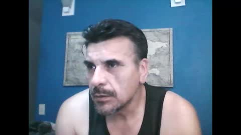 fuego1ento22 online show from September 19, 9:54 am