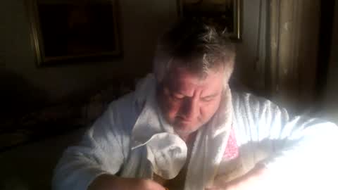 Snapshot of fukingcrazy chatting on April 19, 6:43 pm fukingcrazy online show from April 19, 6:43 pm