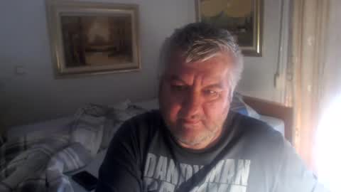 Snapshot of fukingcrazy chatting on April 25, 9:01 am fukingcrazy online show from April 25, 9:01 am