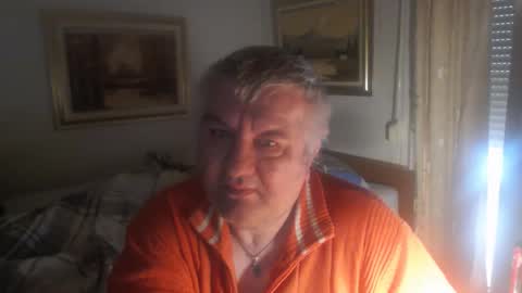 Snapshot of fukingcrazy chatting on May 3, 6:52 am fukingcrazy online show from May 3, 6:52 am