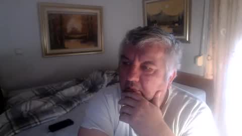 Snapshot of fukingcrazy chatting on May 10, 8:08 am fukingcrazy online show from May 10, 8:08 am