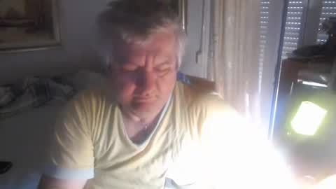 Snapshot of fukingcrazy chatting on May 22, 7:37 am fukingcrazy online show from May 22, 7:37 am