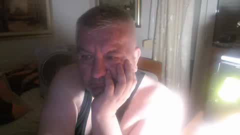 Snapshot of fukingcrazy chatting on June 5, 10:59 pm fukingcrazy online show from June 5, 10:59 pm