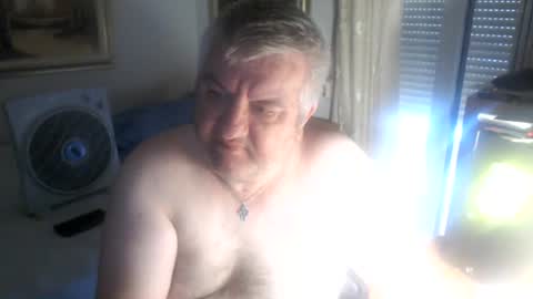 Snapshot of fukingcrazy chatting on July 8, 4:50 am fukingcrazy online show from July 8, 4:50 am