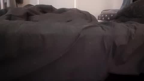 Snapshot of full4cefull chatting on December 8, 12:29 am Pizzaz online show from December 8, 12:29 am